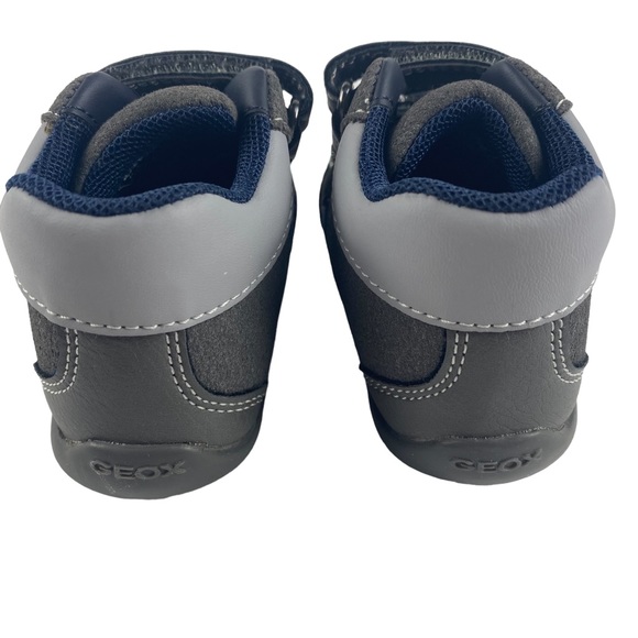 NEW GEOX Boy's ELTHAN Shoe Sneaker Runners - Size 5.5 - Picture 6 of 9